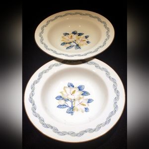 2 Narumi 'Magnolia' 259 Design Occupied Japan Blue Leaves Bowls